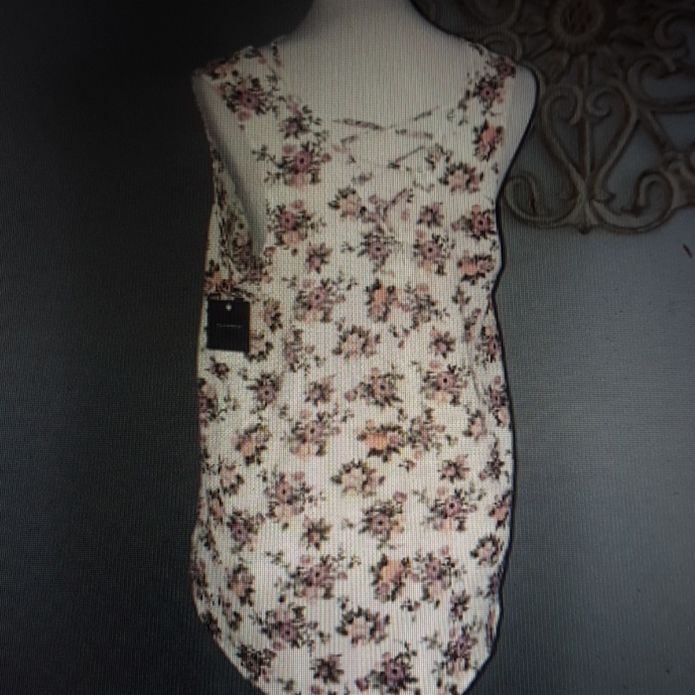 GRAYSON THREADS FLORAL PRINT TOP - Picture 2 of 5